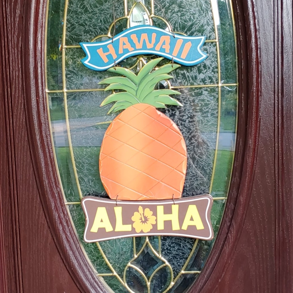 Aloha sign